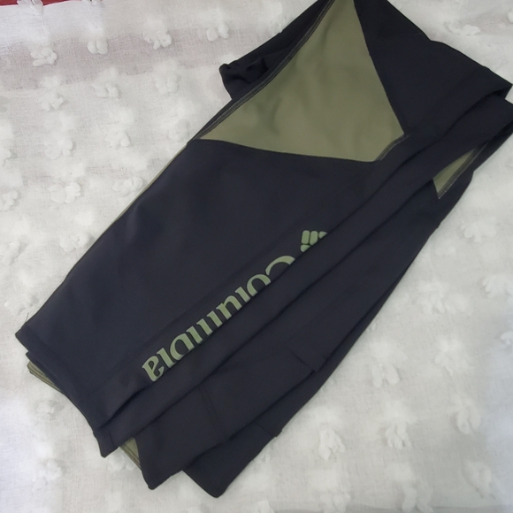 Columbia Olive and Black Active Leggings - Picture 1 of 6